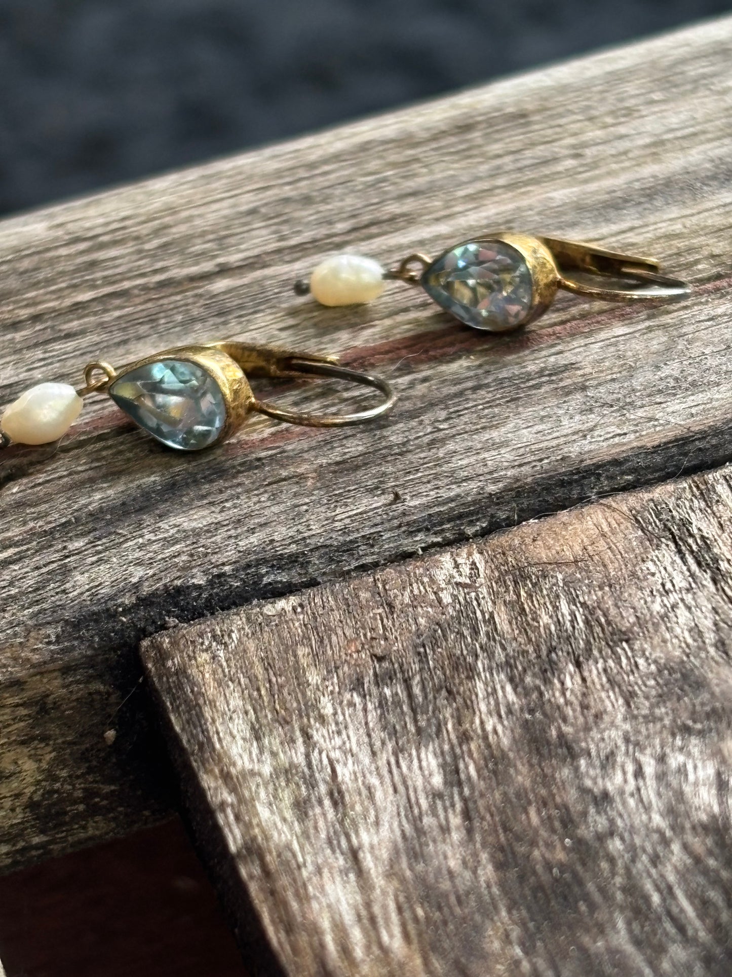 Blue topaz drops
