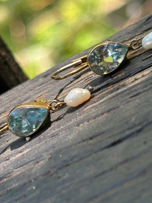 Blue topaz drops