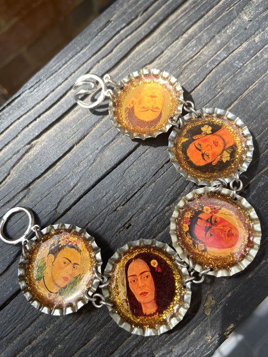 Art teacher Frida bracelet