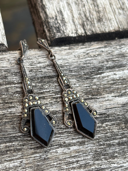 Art deco divas